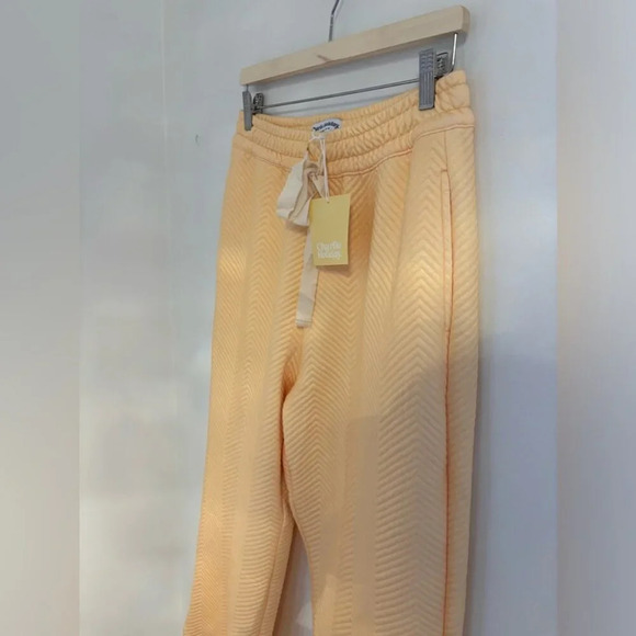 Charlie Holiday Soleil Motel Lounge Pants in Butter Yellow NWT - Picture 4 of 8